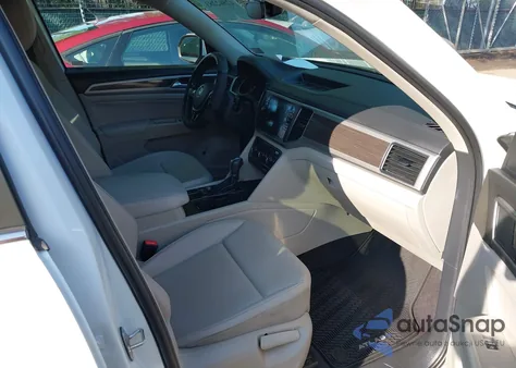 2018 Volkswagen Atlas 3.6L V6 Se/3.6L V6 Se W/Technology из США, поврежденный, VIN 1V2LR2CA0JC520538